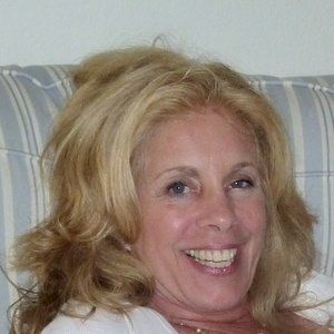 Meet your Posher, Stacey